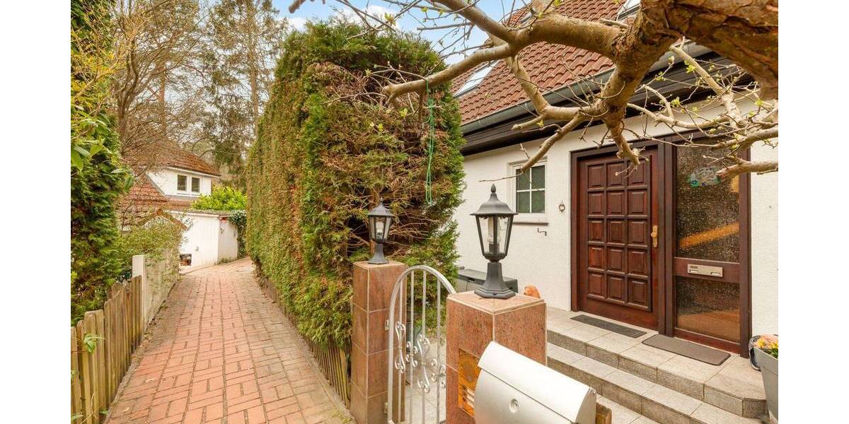 Einfamilienhaus Berlin Wannsee - 7 Zimmer, 165 m&sup2;, 1.200.000&euro; | Angebot:26275371
