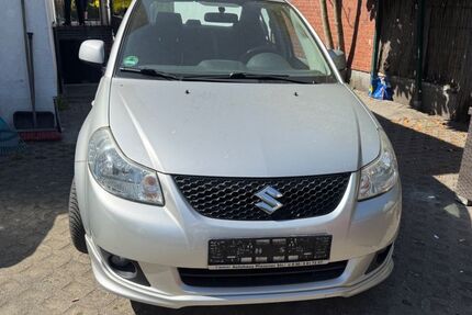 Suzuki SX4 164.000 km 3.300 &euro; Berlin 13403