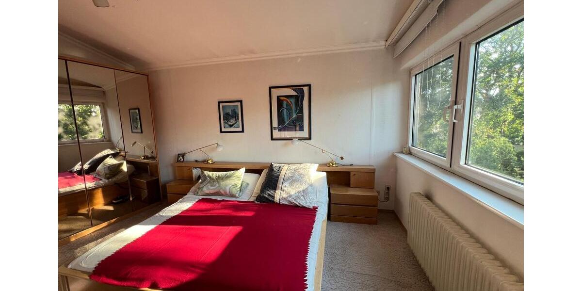 Grüne Oase mitten in der Stadt in ruhiger Seitenstraße 7 zimmer