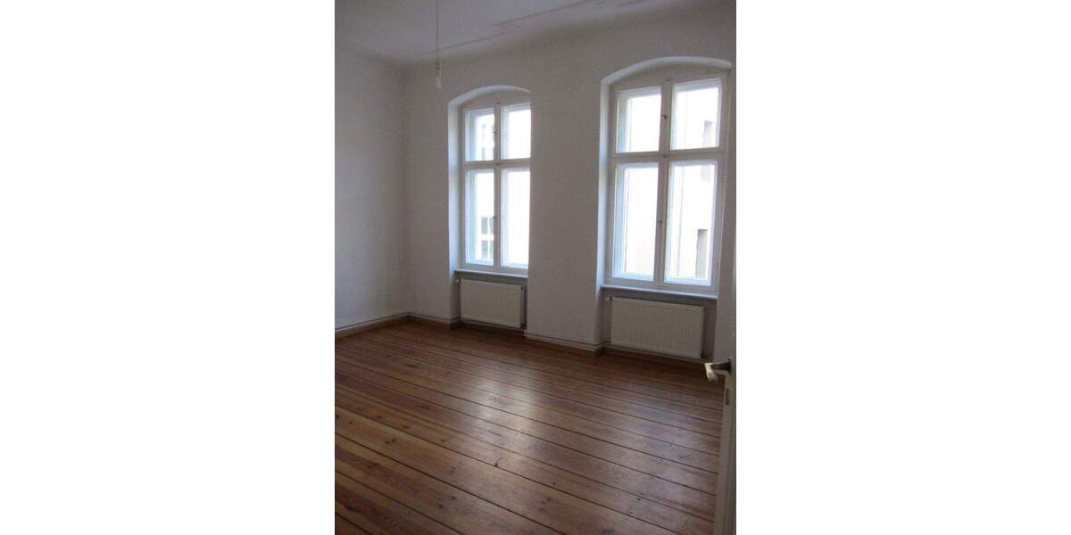 Spacious 2 bedrooom apartment in leafy Pankow district with kitchen and furniture 2 zimmer