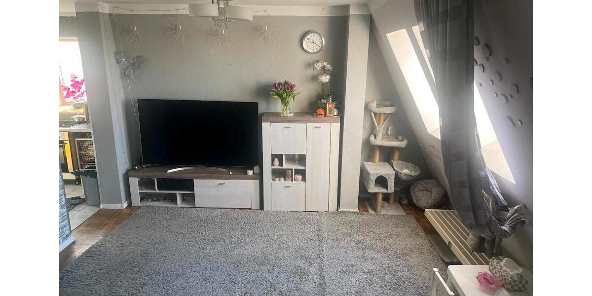 Dachgeschoßwohnung Berlin Spandau - 3 Zimmer, 80 m&sup2;, 1.200&euro; | Angebot:25810256