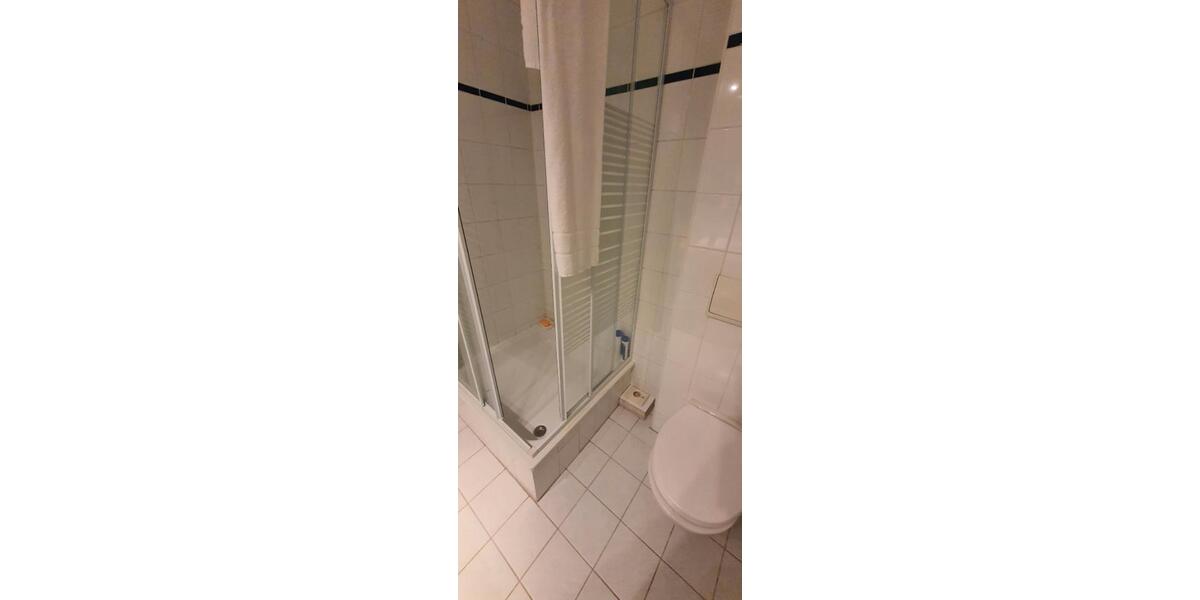 Erdgeschoßwohnung Berlin Charlottenburg-Wilmersdorf - 2 Zimmer, 42 m&sup2;, 850&euro; | Angebot:25948360