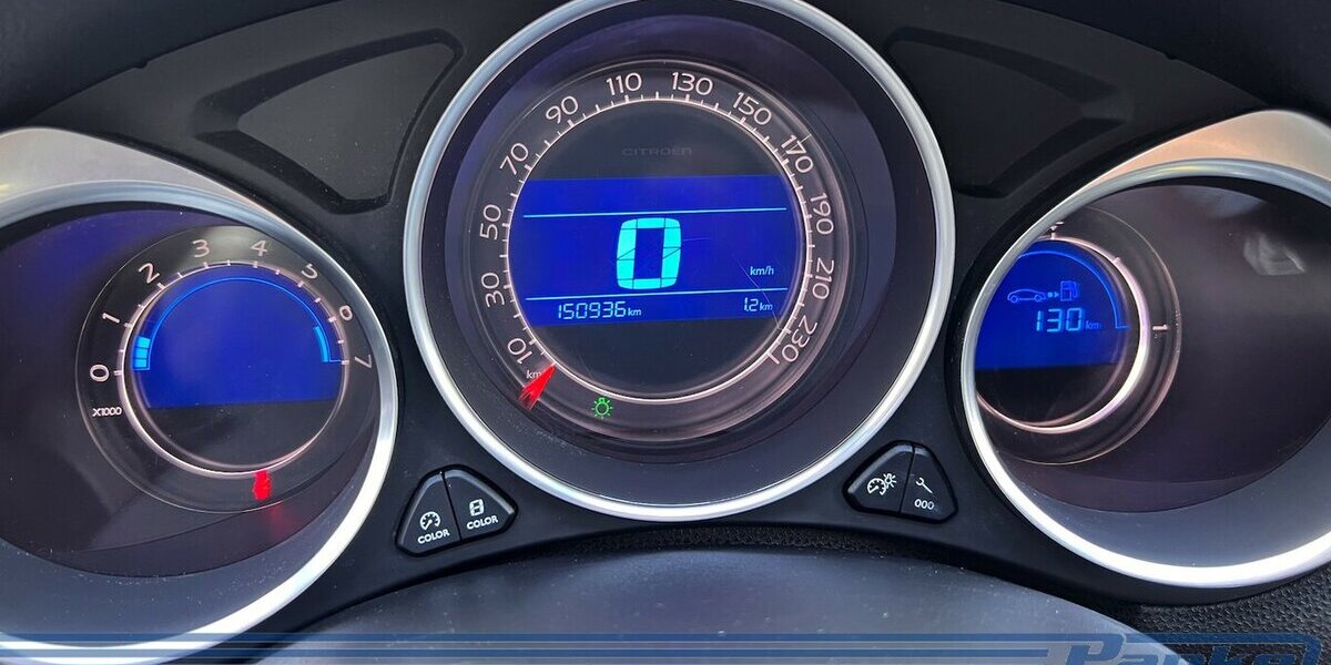 Citroen DS4 1.6 VTi 120 SoChic*SHZ*Massage*BT*Tempo* 150.000 km 5.990 &euro; Berlin 13187