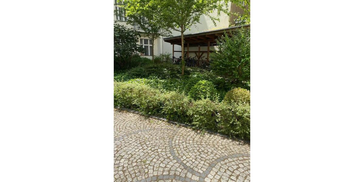 Dachgeschoßwohnung Berlin Steglitz-Zehlendorf - 2 Zimmer, 65 m&sup2;, 1.400&euro; | Angebot:25612063