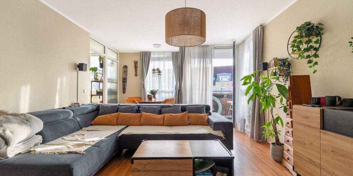 Etagenwohnung Hennigsdorf - 2 Zimmer, 72 m&sup2;, 235.000&euro; | Angebot:25820494