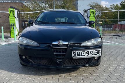 Alfa Romeo 147 162.000 km 2.850 &euro; Berlin 13589