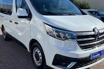 Renault Trafic 123.340 km 22.800 &euro; Berlin 13127