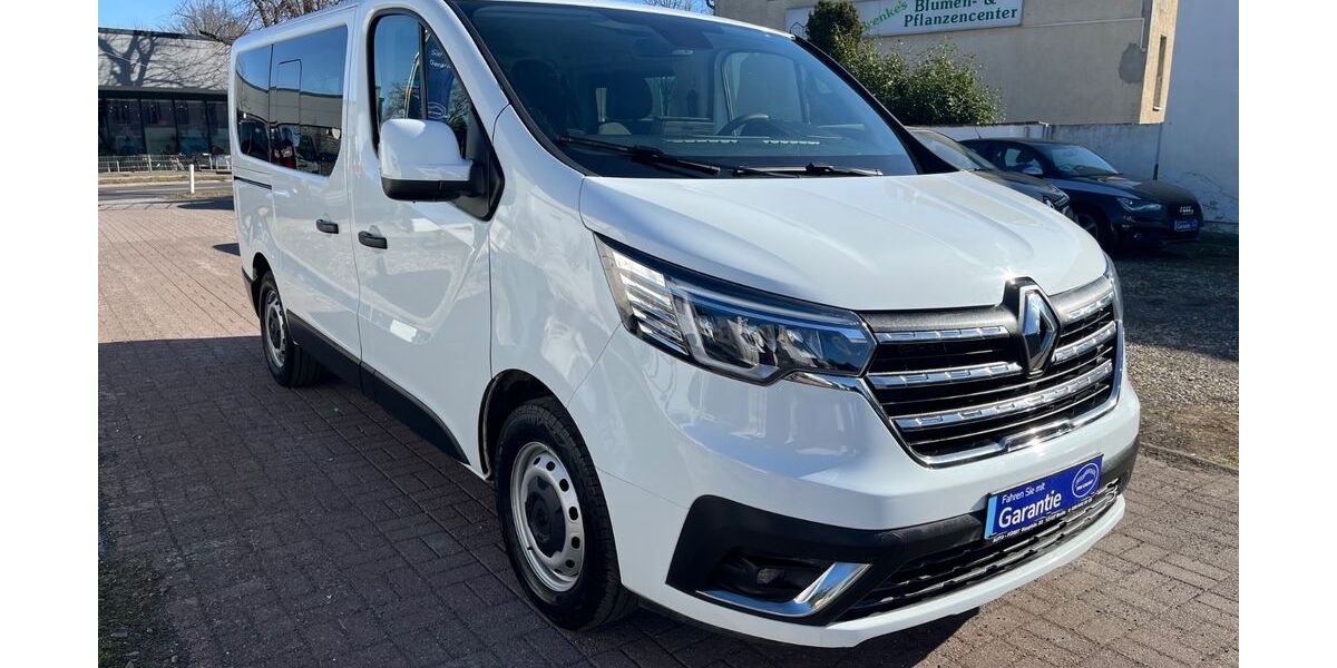 Renault Trafic 123.340 km 22.800 &euro; Berlin 13127