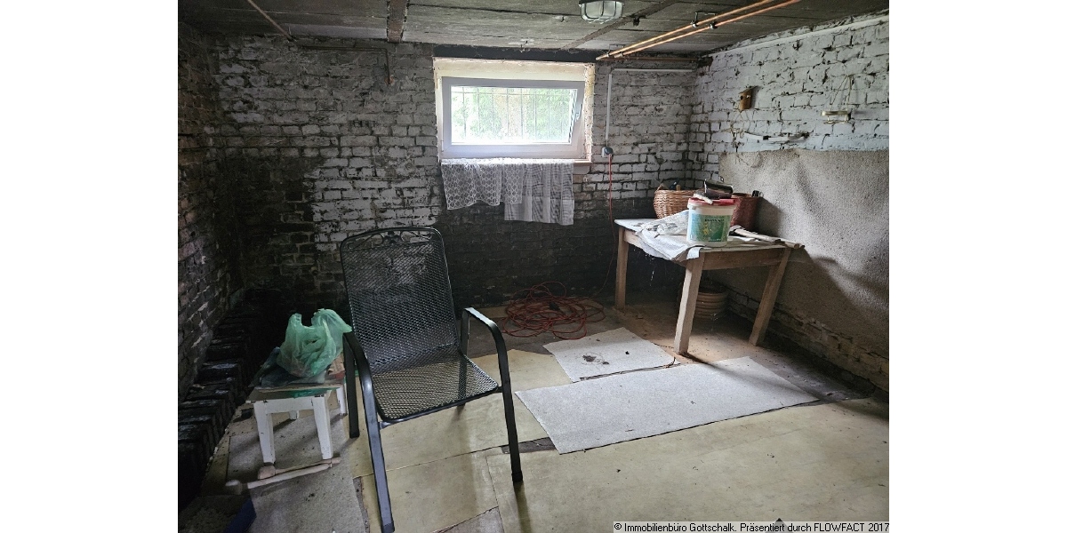 Charaktervolles Haus – ca. 60 m² Wohnfläche, mit 4 Kellerräumen und einem Kaltdach mit Ausbaureserve, - 4- Bergfelde Bergfelde | Angebot:26824005