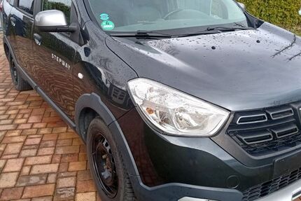 Dacia Lodgy 108.000 km 11.900 &euro; Potsdam 14476