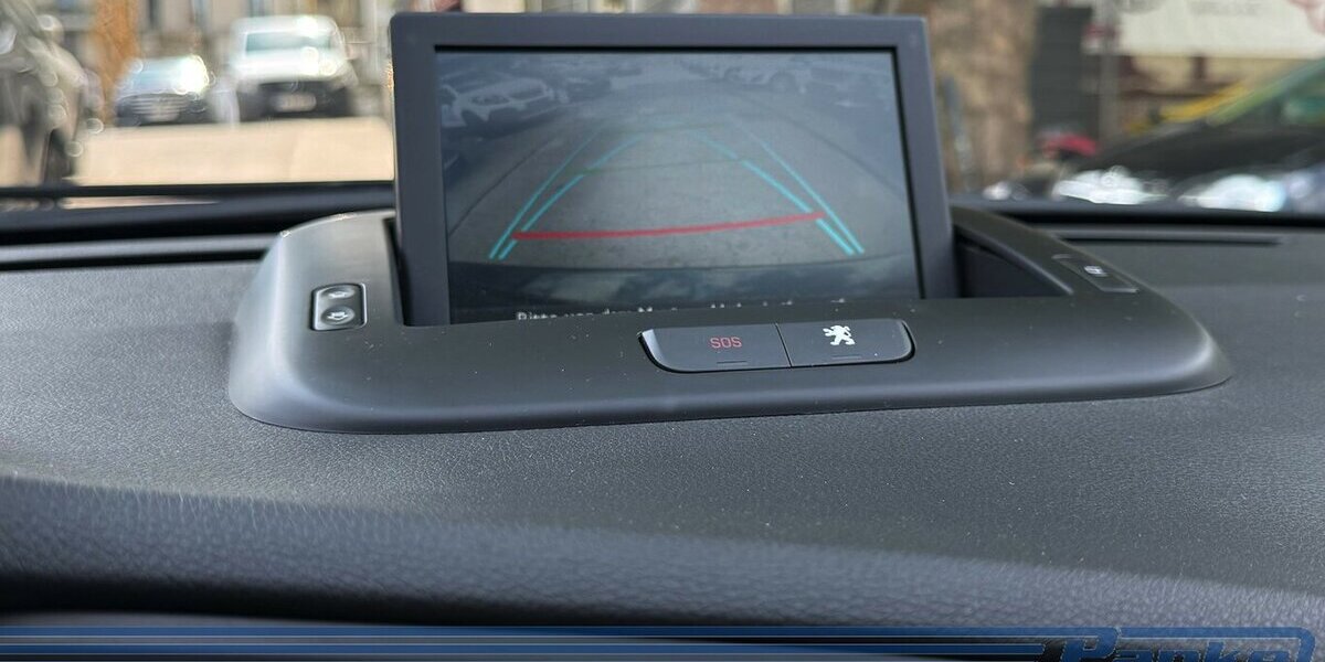 Peugeot 5008 Allure*HU-D*Pano*R-Cam*LED-T*Video*SHZ* 119.822 km 10.990 &euro; Berlin 13187