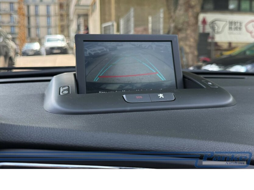 Peugeot 5008 Allure*HU-D*Pano*R-Cam*LED-T*Video*SHZ* 119.822 km 10.990 € Berlin 13187