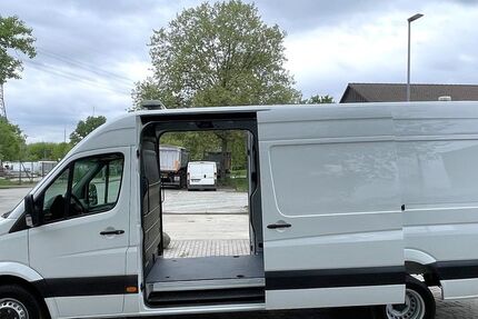 Mercedes-Benz Sprinter 261.000 km 21.301 &euro; Berlin 12681