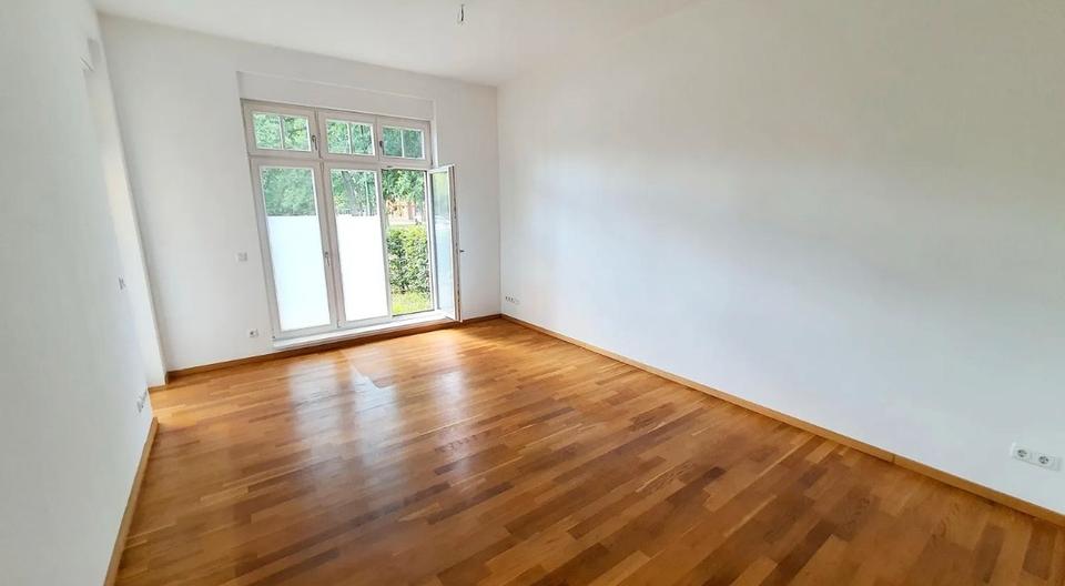 Erdgeschoßwohnung Potsdam Drewitz - 2 Zimmer, 72 m&sup2;, 1.400&euro; | Angebot:24473762