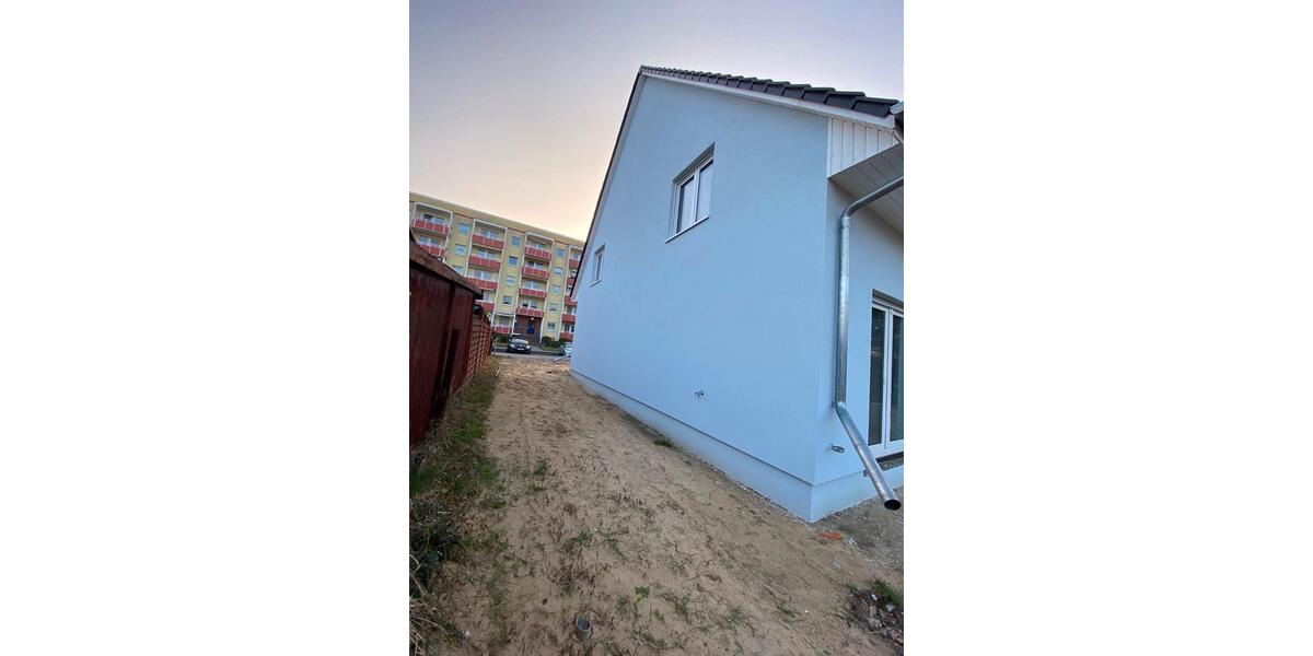 Doppelhaushälfte Oranienburg - 4 Zimmer, 127 m&sup2;, 2.600&euro; | Angebot:24867621