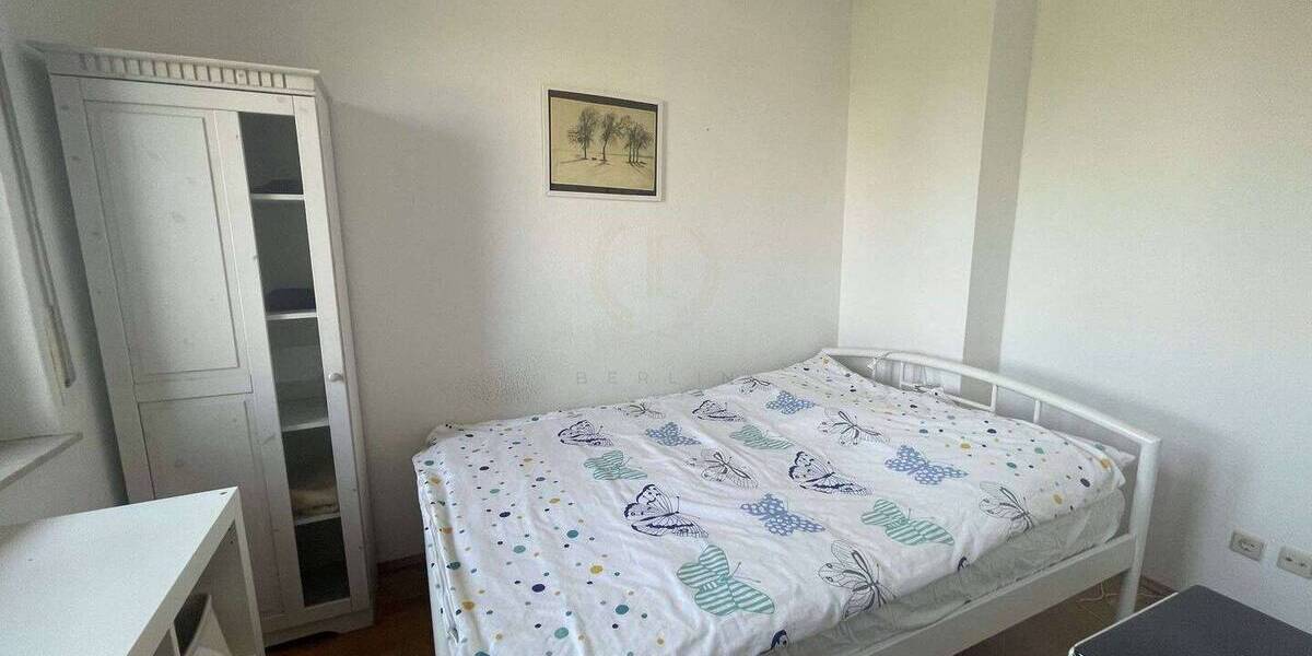 Wohnen im Grünen von Altglienicke - mit eigenem Garagenstellplatz 1 zimmer