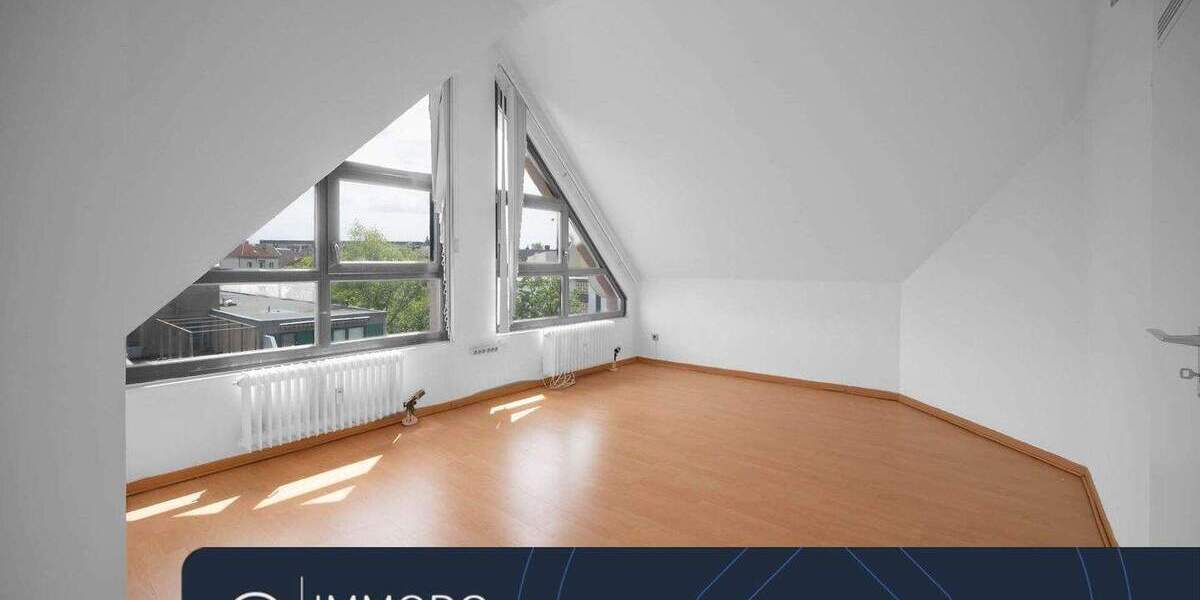 ? Dachgeschoss-Refugium mit Dreiecksfenstern - Helle 3 Zi-Whg mit Südost-Terrasse in Reinickendorf 3 zimmer