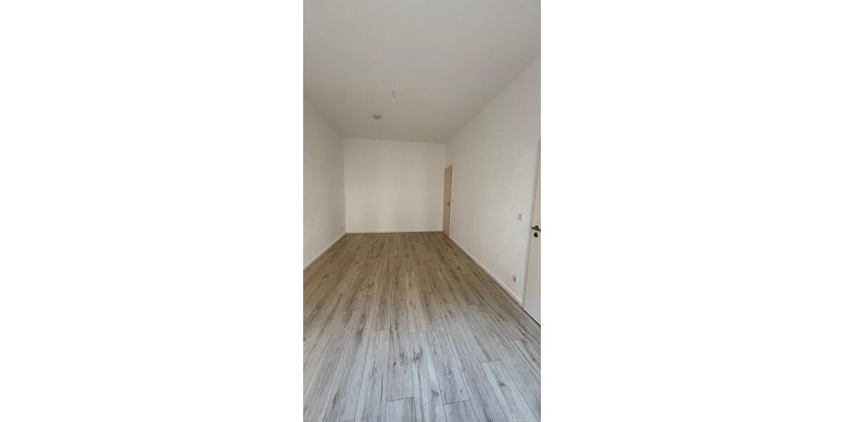 Erdgeschoßwohnung Berlin Charlottenburg-Wilmersdorf - 1 Zimmer, 26 m&sup2;, 195.000&euro; | Angebot:26130411