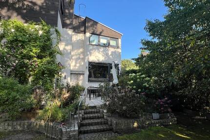 Grüne Oase mitten in der Stadt in ruhiger Seitenstraße 7 zimmer