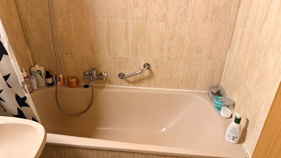 Etagenwohnung Berlin Marzahn-Hellersdorf - 2 Zimmer, 1 m&sup2;, 1.100&euro; | Angebot:26315872