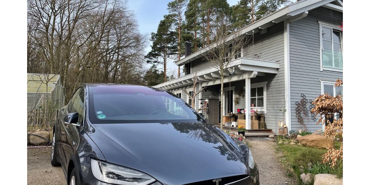Tesla Model X 236.736 km 28.990 &euro; Wandlitz 16348