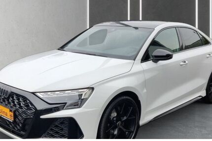 Audi RS3 4.500 km 62.888 &euro; Berlin 13581