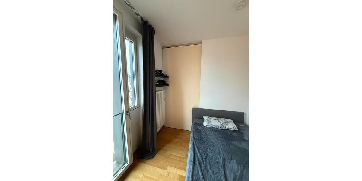 Etagenwohnung Berlin Mitte - 1 Zimmer, 40 m&sup2;, 1.200&euro; | Angebot:24511662