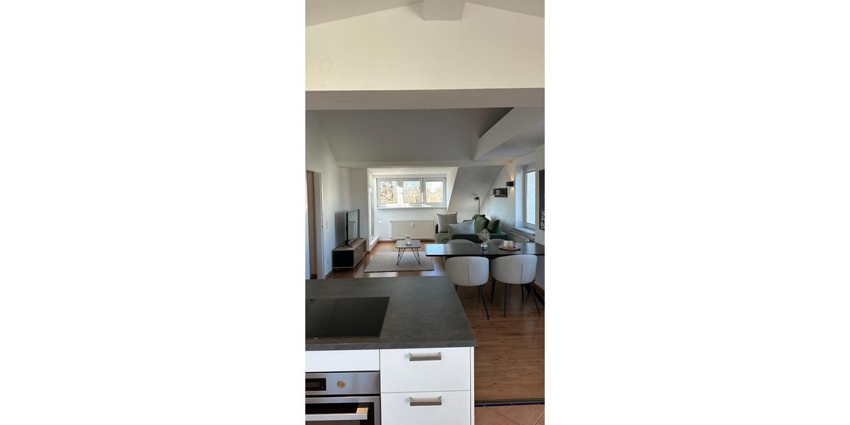 Dachgeschoßwohnung Berlin Treptow-Köpenick - 2 Zimmer, 72 m&sup2;, 1.680&euro; | Angebot:25347571