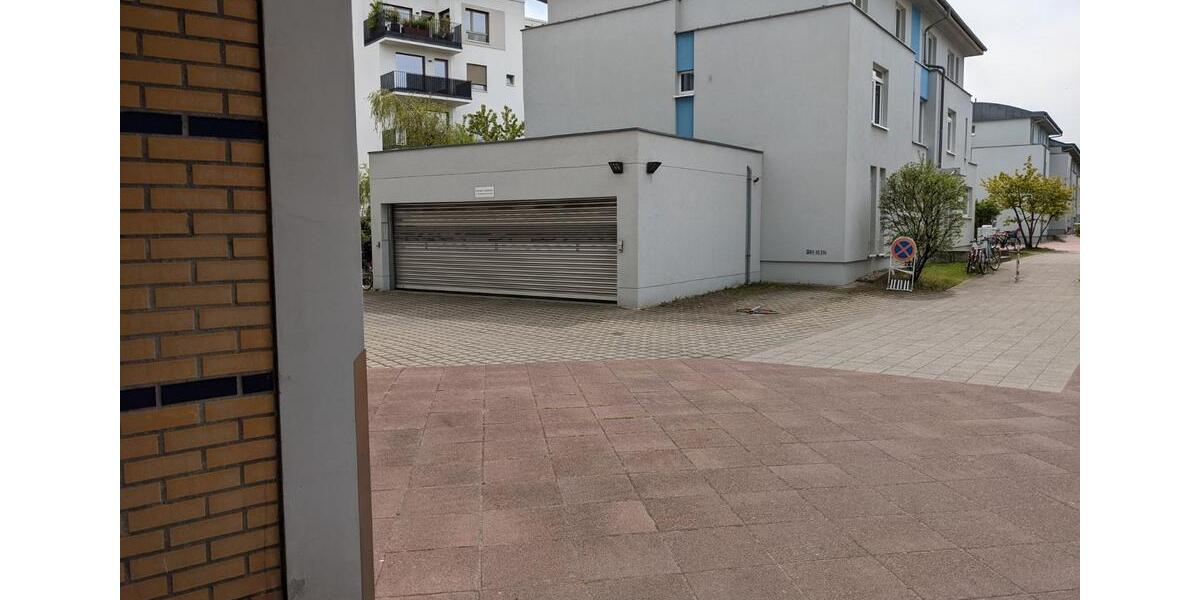 Garagen / Stellplätze Berlin Rummelsburg - 94&euro; | Angebot:26183085