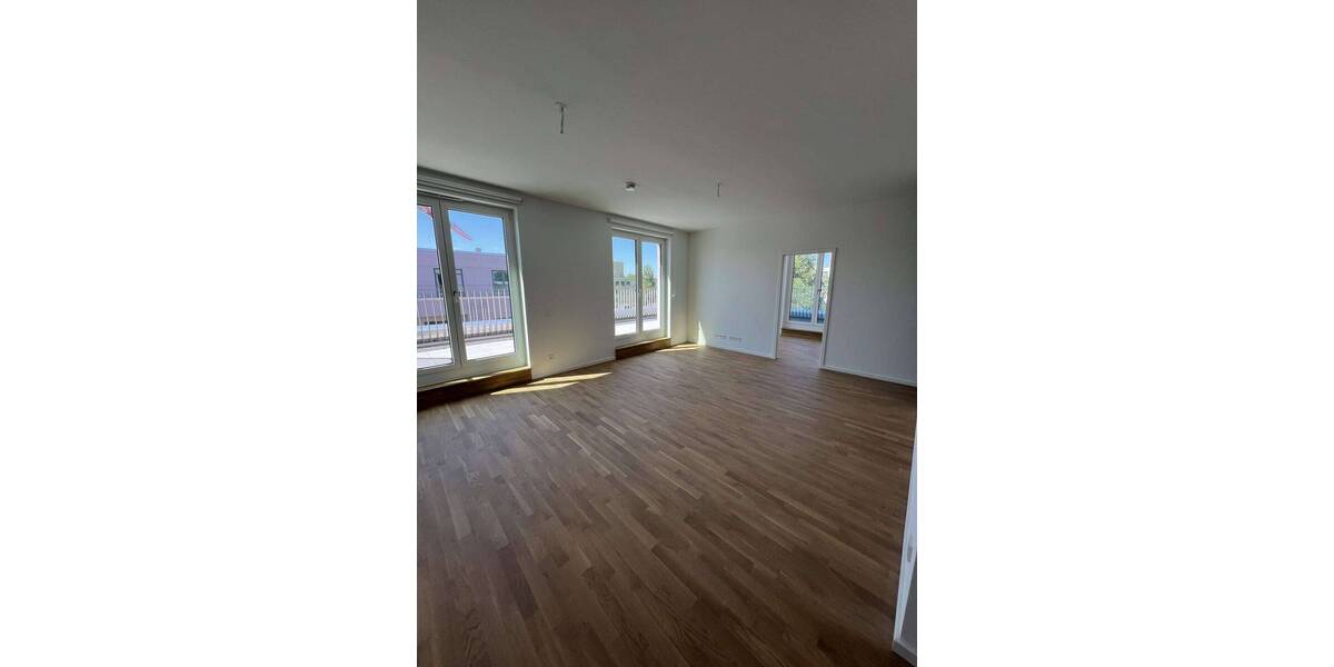 Etagenwohnung Berlin Spandau - 4 Zimmer, 102 m&sup2;, 2.276&euro; | Angebot:25778368