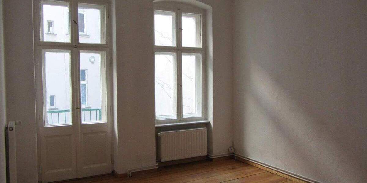 Spacious 2 bedrooom apartment in leafy Pankow district with kitchen and furniture 2 zimmer