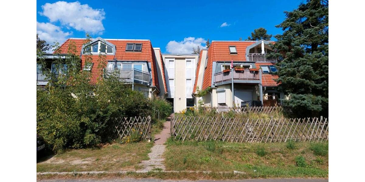 Dachgeschoßwohnung Berlin Spandau - 3 Zimmer, 80 m&sup2;, 1.200&euro; | Angebot:25810256