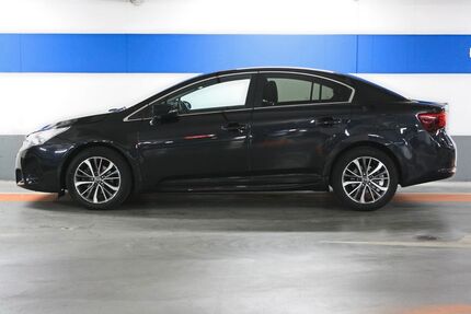 Toyota Avensis 125.000 km 15.000 &euro; Berlin 10785