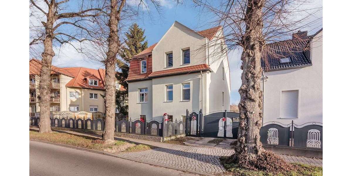 Einfamilienhaus Schönefeld - 10 Zimmer, 231 m&sup2;, 850.000&euro; | Angebot:25923633