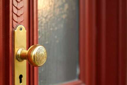 Haus Hoppegarten - 11 Zimmer, 295 m&sup2;, 550.000&euro; | Angebot:25931014