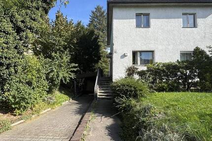 Haus Berlin Zehlendorf - 6 Zimmer, 140 m&sup2;, 890.000&euro; | Angebot:24114636