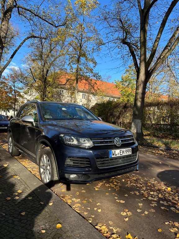 VW Touareg 233.000 km 14.300 € Berlin 14199
