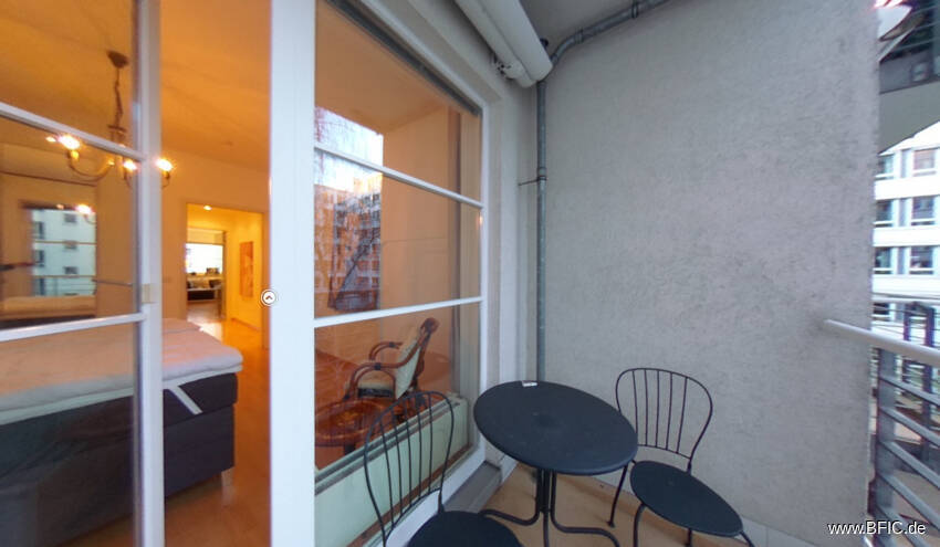 ab November - zeitlich befristet, hochwertig möbliert, hell, ruhig, Süd-Balkon: 2-Zi.-Neubau-Wohnung
