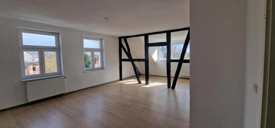 Dachgeschoßwohnung Teltow - 3 Zimmer, 95 m&sup2;, 1.195&euro; | Angebot:25649658