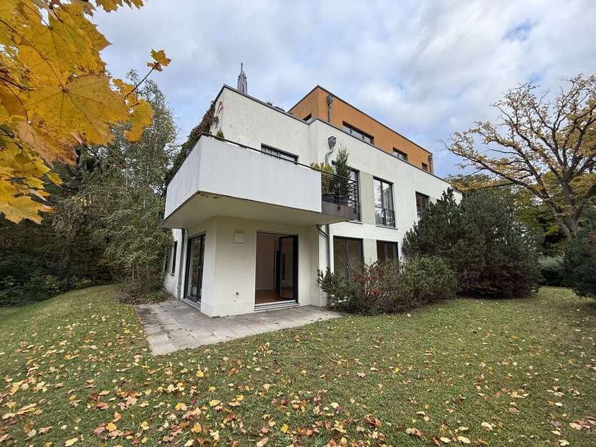 Wohnung zum Mieten in Berlin-Zehlendorf 1.813,18 € 117.32 m² 4 zimmer