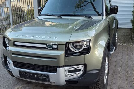Land Rover Defender 73.014 km 43.980 &euro; Berlin 14052