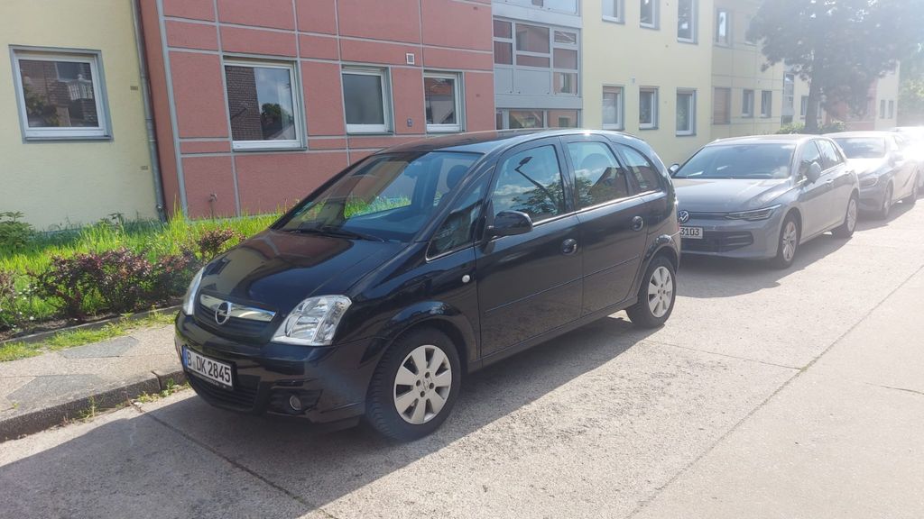 Opel Meriva 88.500 km 3.850 &euro; Berlin 10777