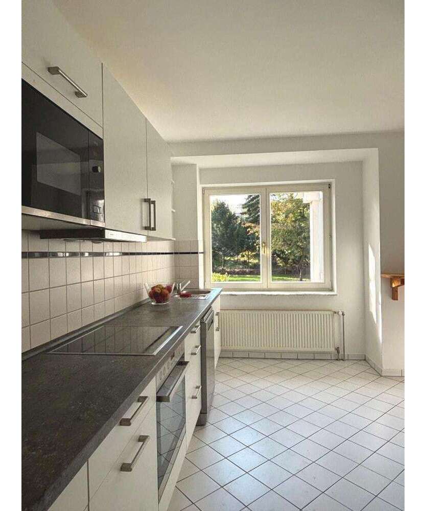 Haus zum Mieten in Potsdam 3.300 € 210 m²