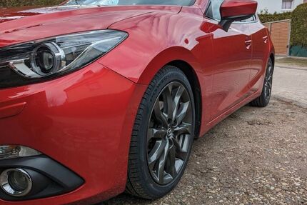 Mazda 3 127.500 km 10.995 &euro; Berlin 12355