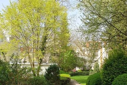 - GRÜNLAGE mod. Eigentumswohnung mit Balkon (möbliert-Airbnb geeignet) 3 zimmer