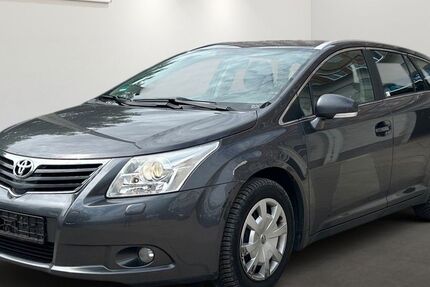 Toyota Avensis 158.310 km 5.999 &euro; Berlin 12681