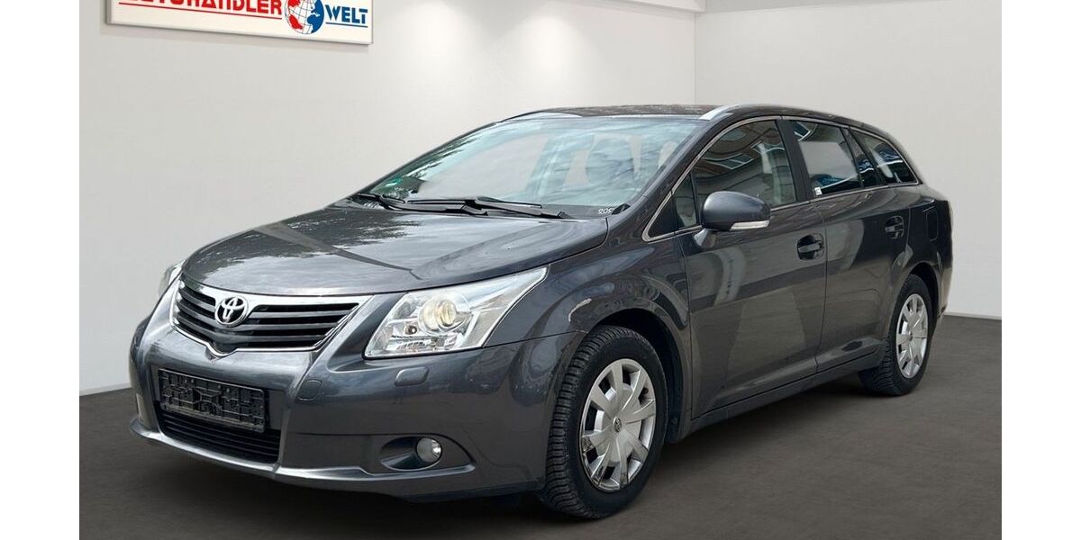 Toyota Avensis 158.310 km 5.999 &euro; Berlin 12681