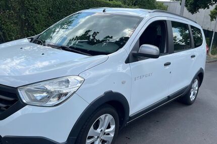 Dacia Lodgy 231.944 km 5.474 &euro; Berlin 13359