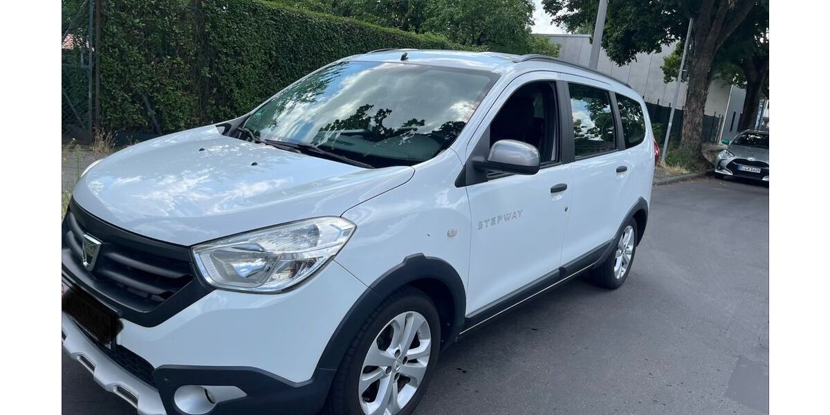 Dacia Lodgy 231.944 km 5.474 &euro; Berlin 13359