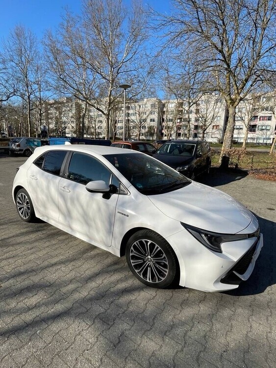 Toyota Corolla 38.500 km 20.500 € Berlin 10178